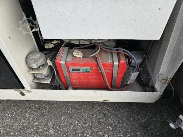 Scherenhebebühne Holland Lift N-165EL12