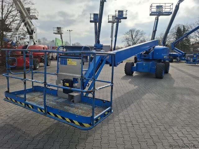 Teleskopbühne Genie S-85
