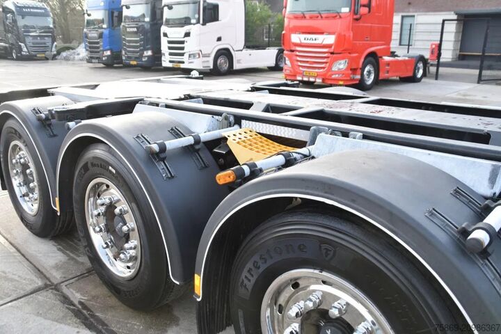 Container transportation D-TEC FLEXITRAILER - ADR FL - ALL CONNECTIONS - LIFT ...