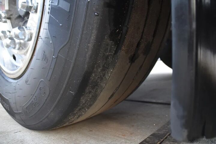 Container transportation D-TEC FLEXITRAILER - ADR FL - ALL CONNECTIONS - LIFT ...