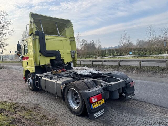 Standard-SZM DAF CF 330 Slaapcabine