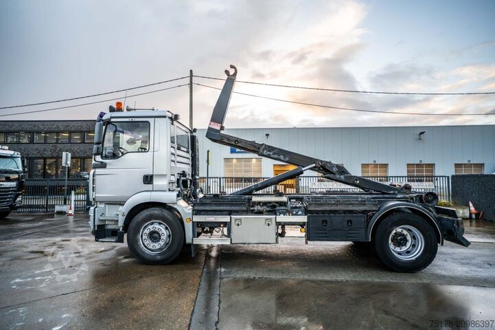 Hook arm system MAN TGM 18.280 BB