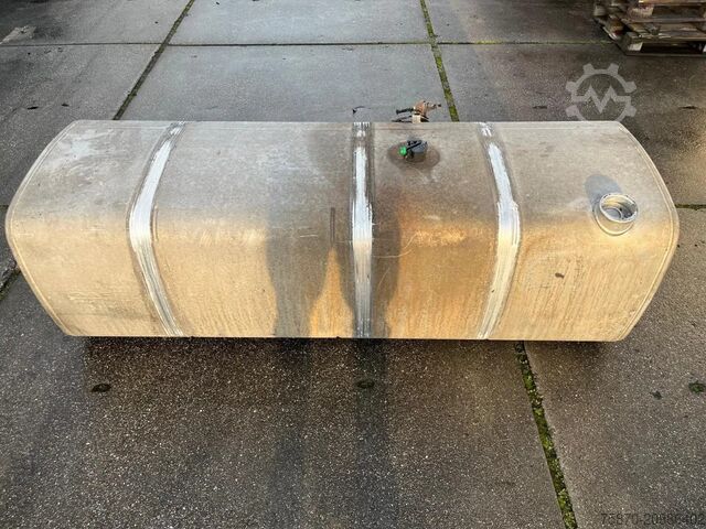 Fuel tank DAF Brandstoftank Diesel 750L L201 B67 H62