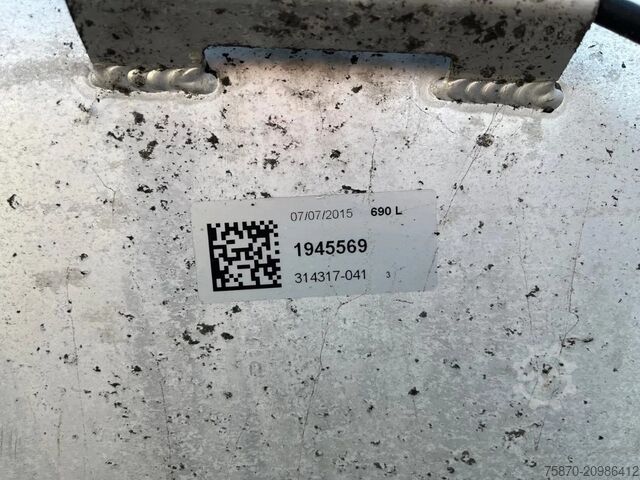 Fuel tank DAF Brandstoftank Diesel 1945569