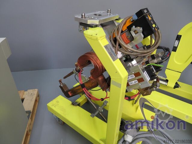 Roboterschweißzange + Stanznietengerät Nimak Tucker Kombination MF180 + C-Bügel