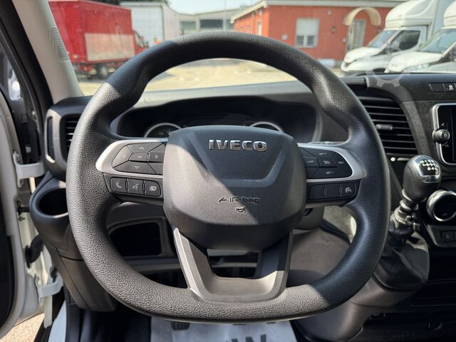 Box van Iveco daily 35-160