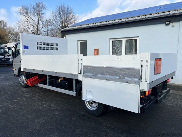Pick-up van Fuso Canter 7C18 Gastransport ADR Gefahrgut Pritsche
