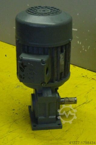 Geared motor 0.12 kW 50 rpm Bauknecht Himmel WK0341501