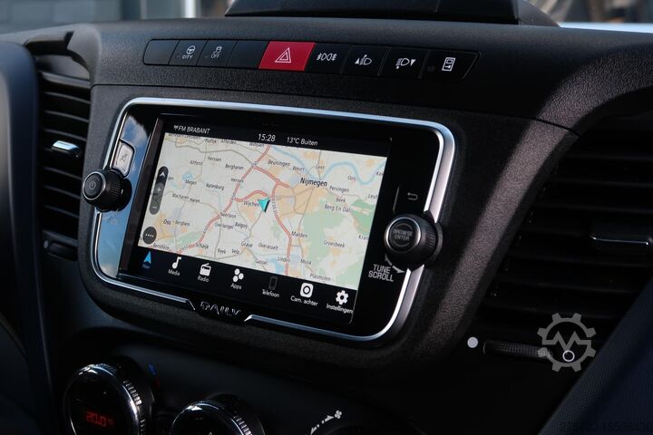 High-roof van Iveco Daily 35S18HV 3.0 35 L2 H2 AUT/ LED/ CAMERA/ 3...