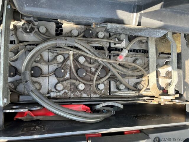 Fahrerstandstapler Linde D12 HP SP