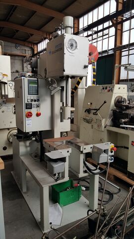 Hydraulic press Raster PYTE 3