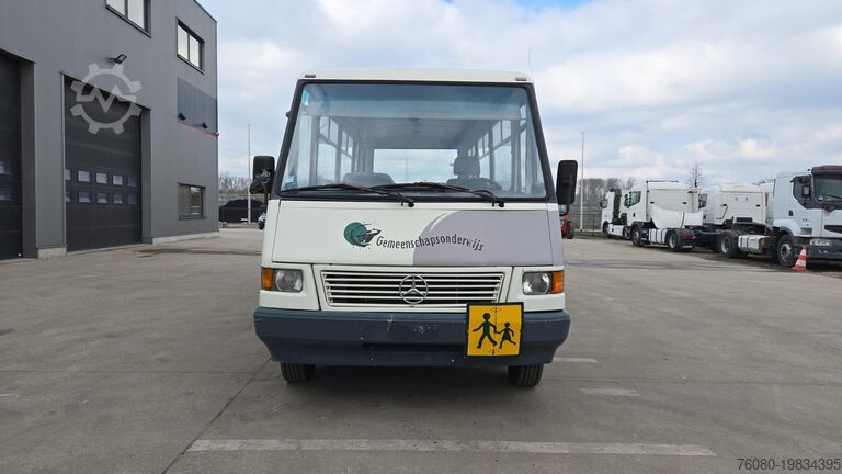 Stadtbus Mercedes-Benz Vario 614 (BELGIAN BUS / 34 SEATS / MANUAL PUMP...