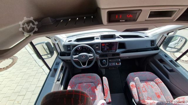 Minibus MAN TGE 22 Sitze GSR2 COC Lagerfahrzeug Stock