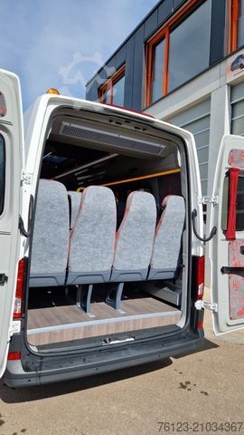 Minibus MAN TGE 22 Sitze GSR2 COC Lagerfahrzeug Stock
