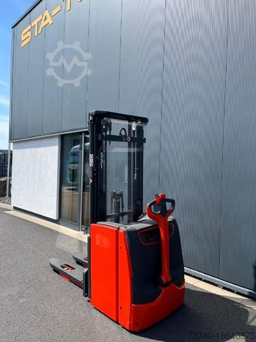 High Lift stacker Linde L16I