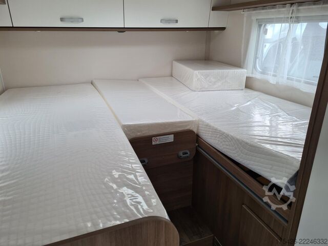 Semi-integrated camper CARADO V 347 *Safety-Paket m. ACC*pro+ Paket*