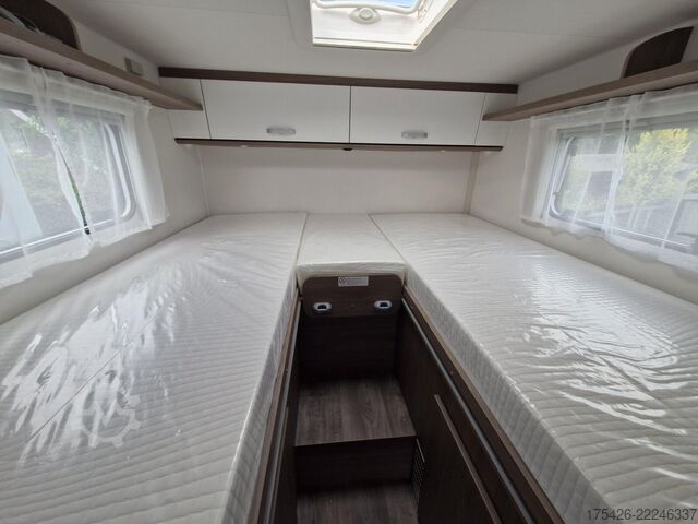 Semi-integrated camper CARADO V 337 *pro+ Paket*TV-Paket*Automatik*