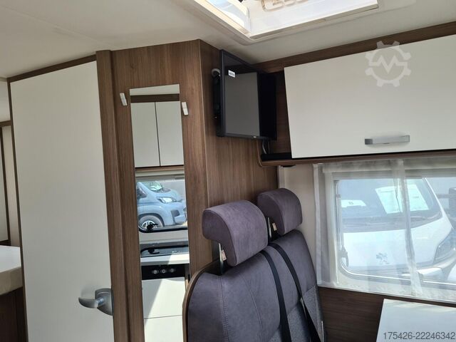 Semi-integrated camper CARADO V 339 *Pro+ Paket*LTE-Paket*