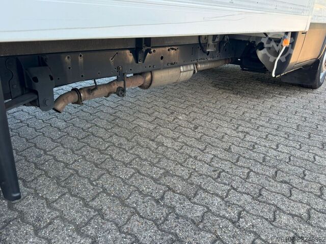 Refrigerator body van IVECO Daily 35S12 Hi-Matic Tiefkühlkoffer *Thermoking*