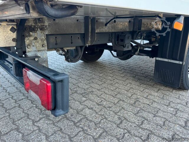Refrigerator body van IVECO Daily 35S12 Hi-Matic Tiefkühlkoffer *Thermoking*