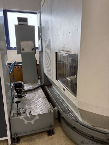 Universal-Bearbeitungszentrum Deckel Maho DMU 60T