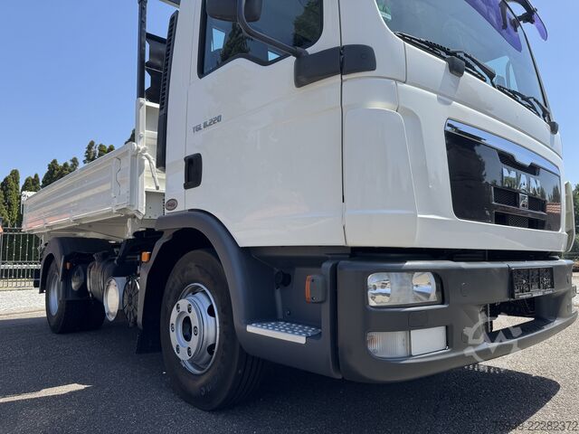 TGL 8.220 Meiller 3. S.-Kipper, 2x AHK MAN TGL 8.220 Meiller 3. S.-Kipper, 2x AHK