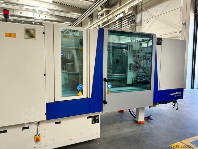 Injection molding machine KraussMaffei KM 300-2000 CX