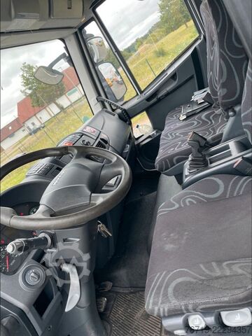 Box van IVECO Eurocargo 80E19 Koffer/LBW 1.Hand