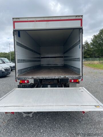 Box van IVECO Eurocargo 80E19 Koffer/LBW 1.Hand