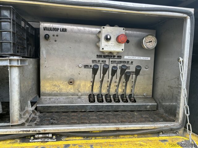 Car transporter DAF LF 180 FA / 391 dkm / Global Recovery Oprijwage...
