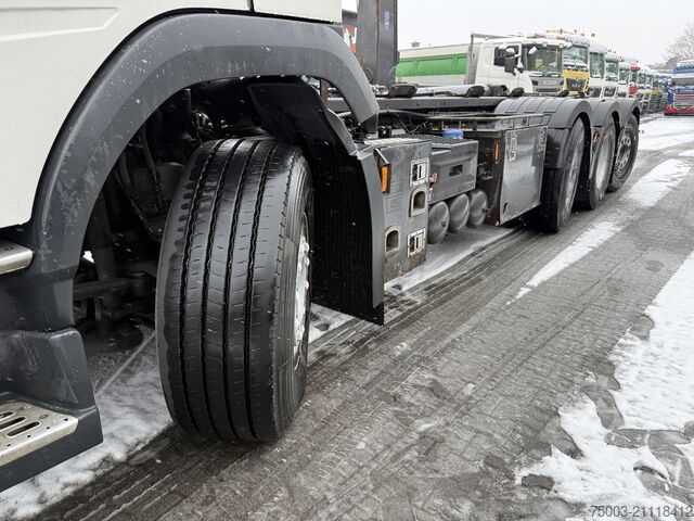 Kipper LKW Volvo FMX 460 8X2 Haken