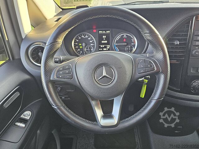 Hochdachkombi MERCEDES-BENZ EVITO L2 LED 280Km WLTP