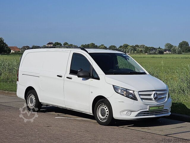 High-roof van MERCEDES-BENZ VITO L2 111 cdi