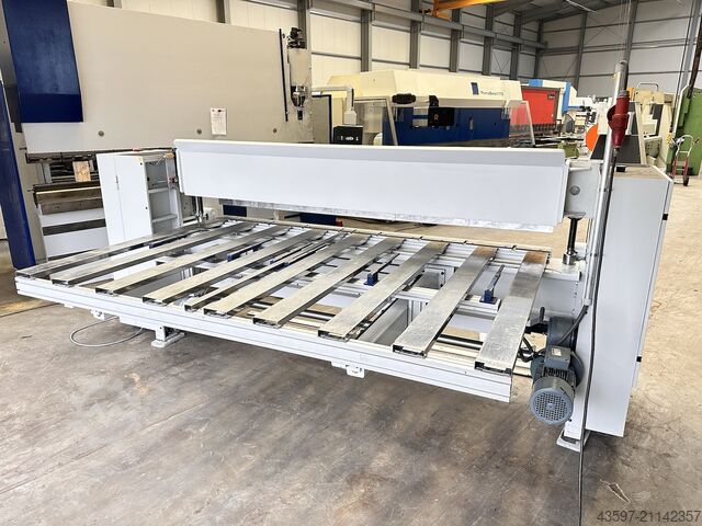 Schwenkbiegemaschine Schröder MAK2 2500x3,0 mm