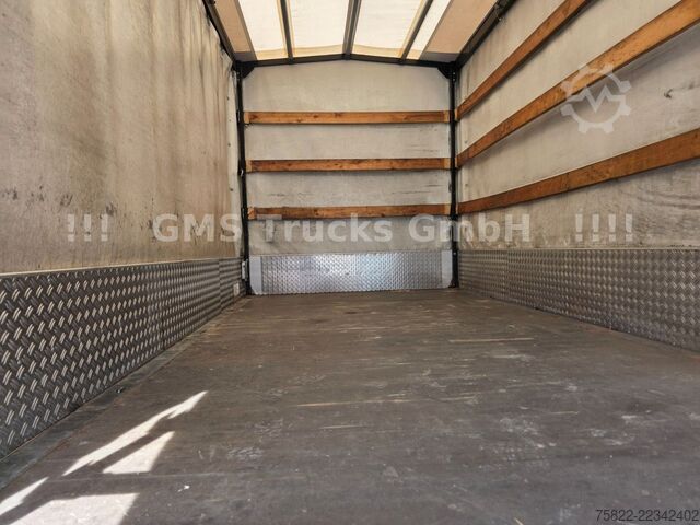 Curtain sider van MERCEDES-BENZ Sprinter 516 / 4,3m Plane / E5 / Klima