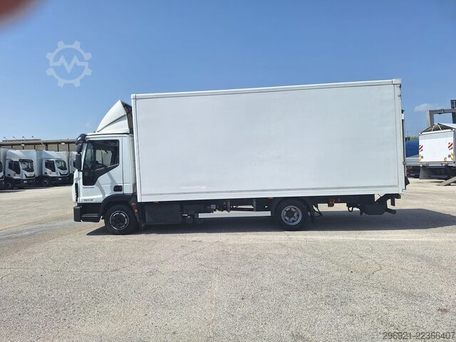 Kastenwagen aus Sperrholz mit Ladebordwand Iveco Eurocargo ML75E19P