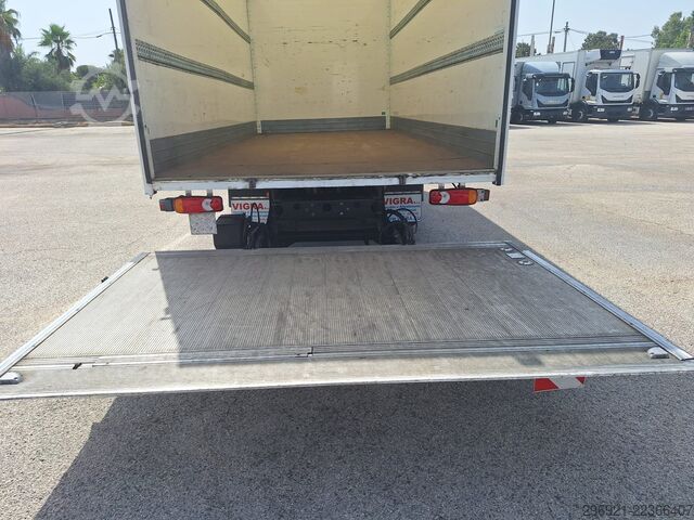 Kastenwagen aus Sperrholz mit Ladebordwand Iveco Eurocargo ML75E19P