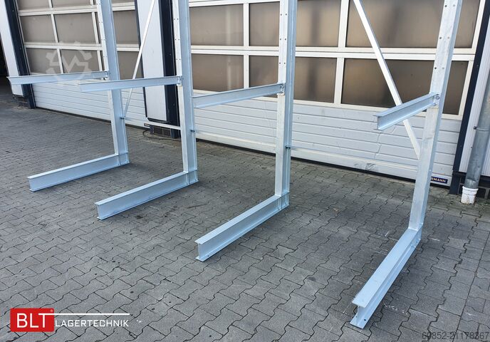 Kragarmregal ca. 4,02 lfm. Kragarmregal  H:400cm T: 137 cm , 500 kg/Arm , 4 Lagerebenen