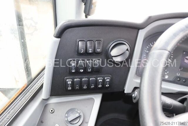 Reisebus Van Hool EX16 M  / Tourismo 16RHD / Alicron TX16 / Lift ...