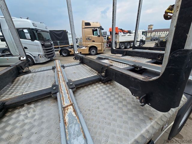 Logging truck MAN TGS 33.520*TAJFUN HOLZLADEKRAN-FUNK*STAHLSCHEMEL