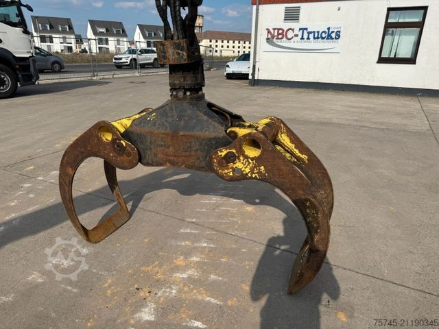 Logging truck MAN TGS 33.520*TAJFUN HOLZLADEKRAN-FUNK*STAHLSCHEMEL