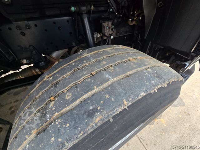 Logging truck MAN TGS 33.520*TAJFUN HOLZLADEKRAN-FUNK*STAHLSCHEMEL