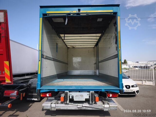 Box truck RENAULT 12.210 D EURO 6