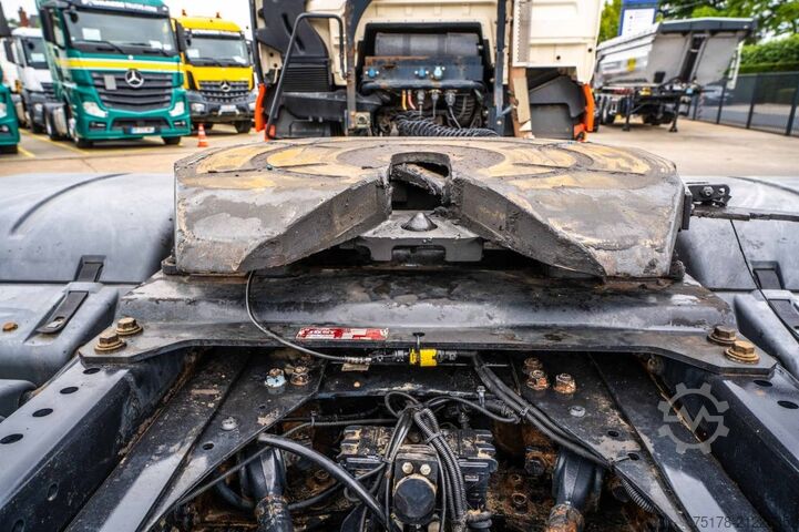 Standard-SZM MAN TGX 33.560 XLX BLS+BIG AXLES+INTARDER