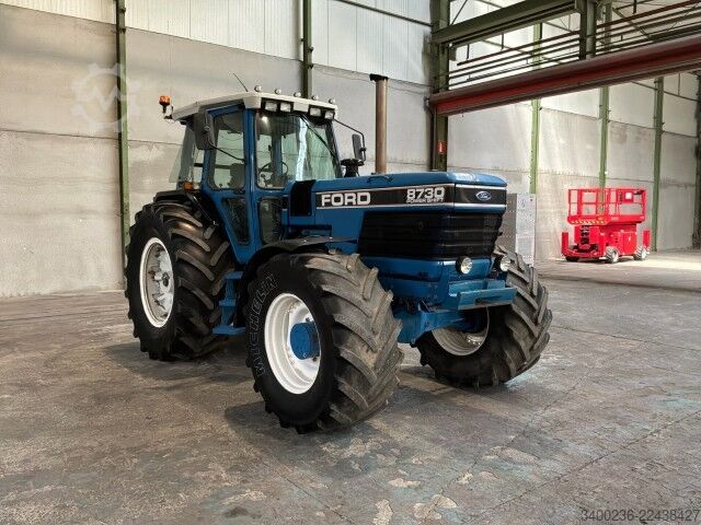 Traktor Ford 8730 DT