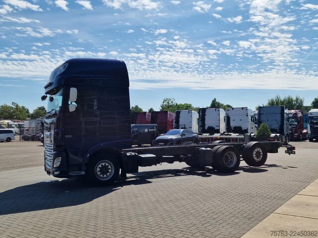 Chassis with cab DAF XF 530 6X2 - steel / air - steering axle - WB 4...