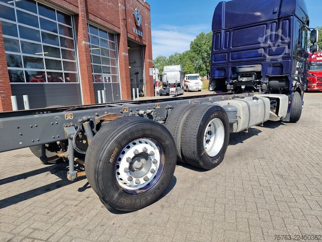 Chassis with cab DAF XF 530 6X2 - steel / air - steering axle - WB 4...