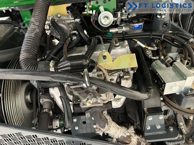 4-way forklift Combilift CB2500 GAS TRIPLEX 4900 FREE-LIFT CABIN