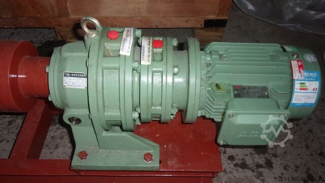 Rotary vane valve Xuelang Chemical Equipment China / ABB XZF  / QA90L4A