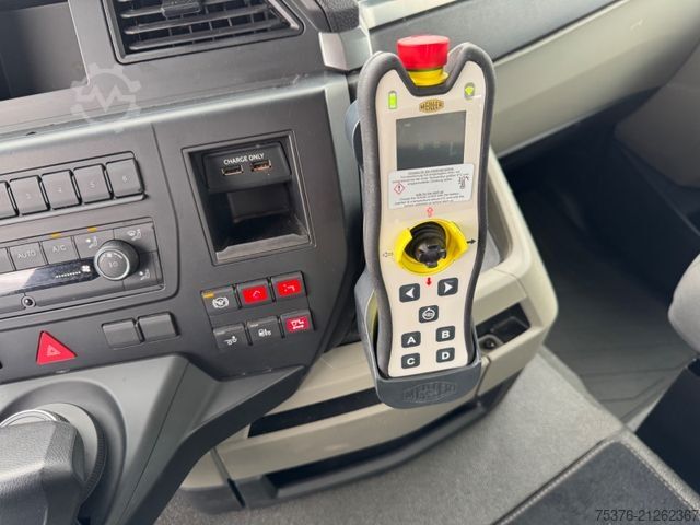 Roll-off tipper truck MAN TGS 26.440 MEILLER RS 2165